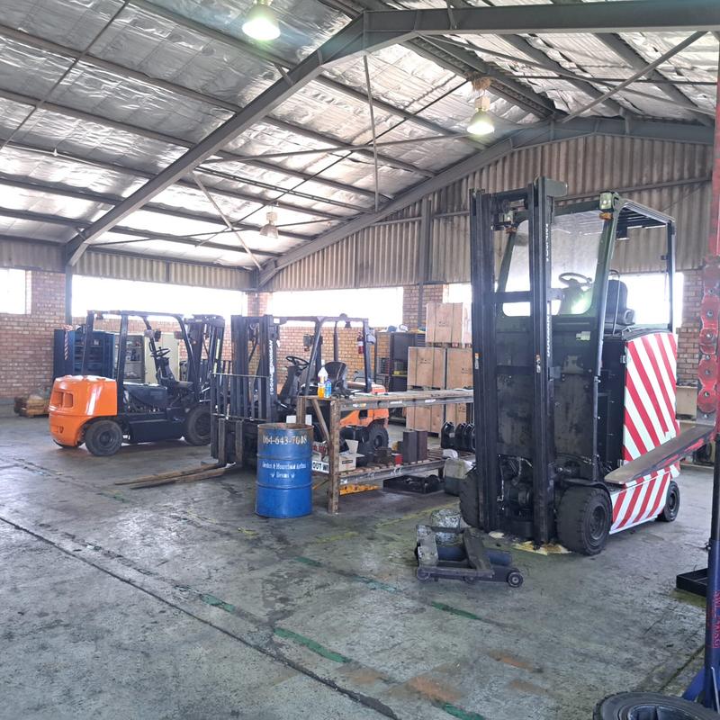 To Let commercial Property for Rent in Deal Party Eastern Cape